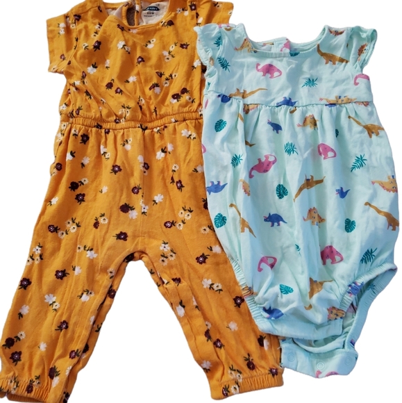 Old navy 6-12m romper bundle of 2 - Picture 1 of 1
